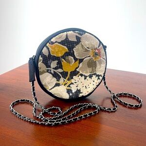 Vera Bradley bag Magnolia Black Round Green floral Sequin chainlink strap size S